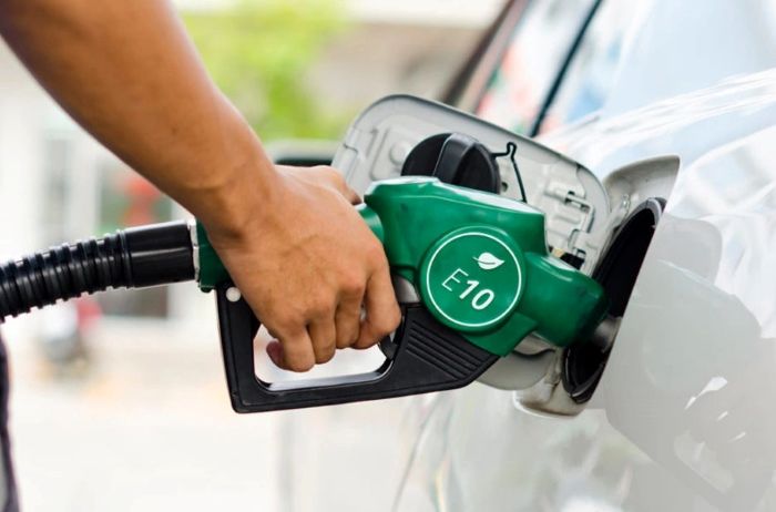 Xăng E10 Là Gì? Cẩm nang toàn tập cho dân yêu xe 2 Xăng E10