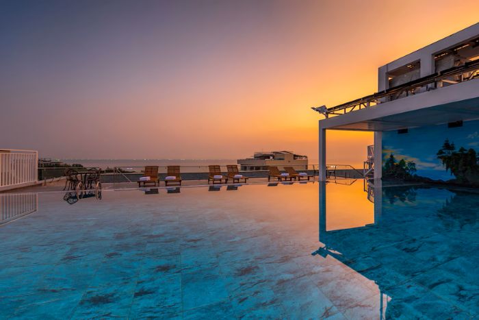 Khách Sạn Nha Trang Và Khách Sạn Phú Quốc