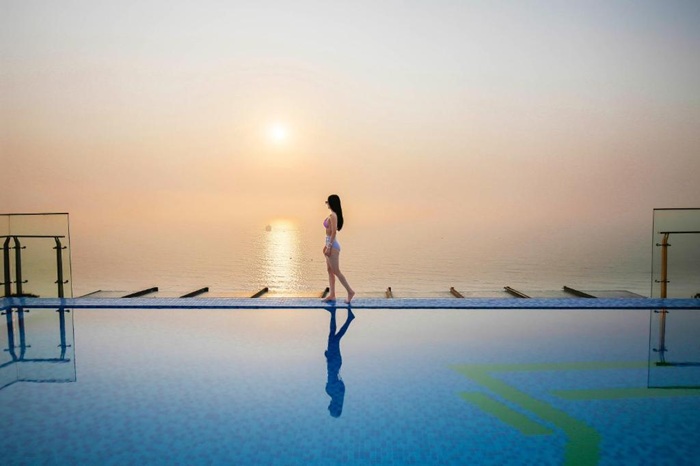 Không gian phòng nghỉ tại Maximilan DaNang Beach Hotel