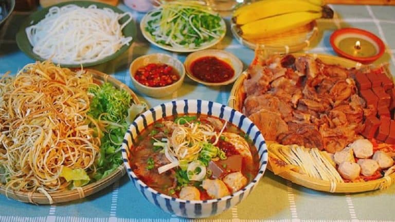 Quán bún bò ở quận 7