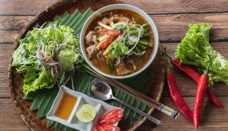 quán bún bò ở Huyện Bình Chánh