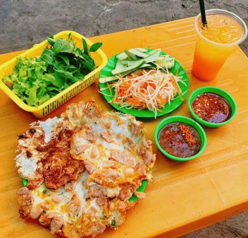 O Lan – Bánh ép Huế ở Sài Gòn ngon nổi tiếng
