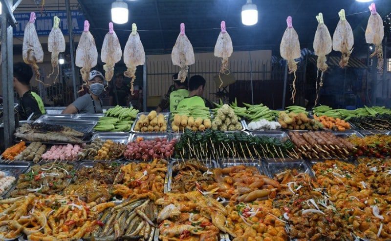 Chợ đêm Trần Phú