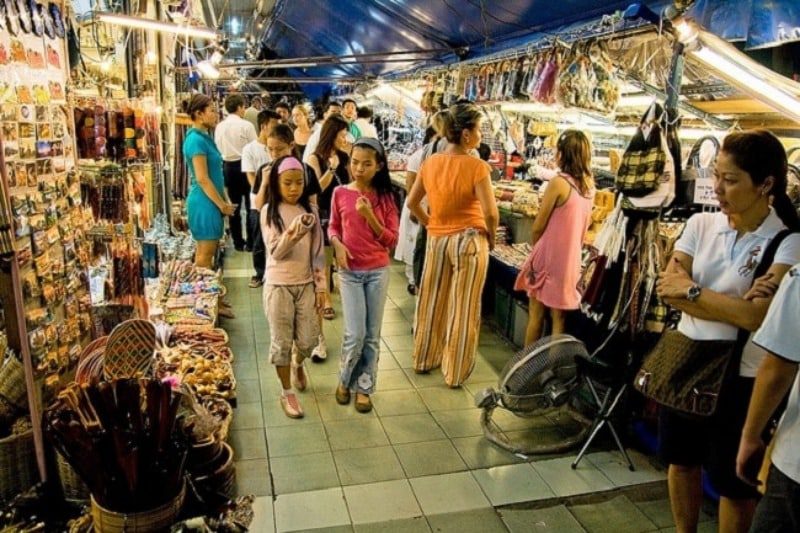 Chợ đêm Kỳ Hòa - chợ ở quận 10 chuyên bán quần áo