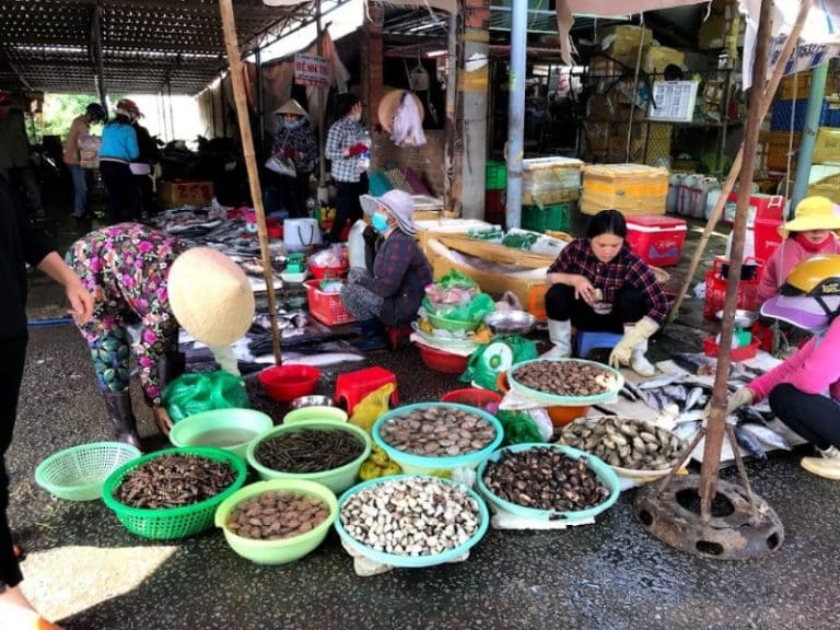Đến với Vũng Tàu mà bạn không ghé Chợ Vũng Tàu thì khá là đáng tiếc cho bạn
