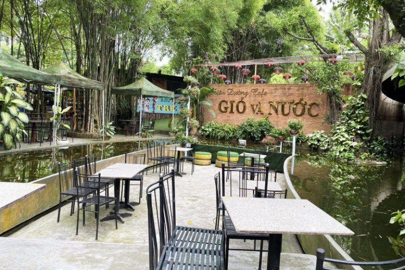 Cafe Gió và Nước - quán cafe bờ sông ở Sài Gòn view đẹp