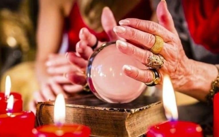 Thầy Hùng - địa điểm xem bói ở Sài Gòn tại Quận 12