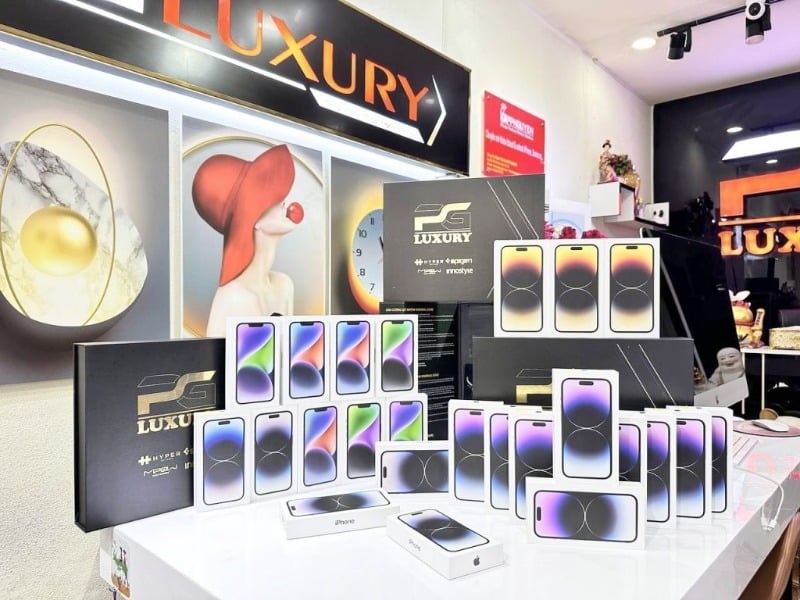 PGLuxury – cửa hàng bán iphone uy tín ở Sài Gòn cực đông khách