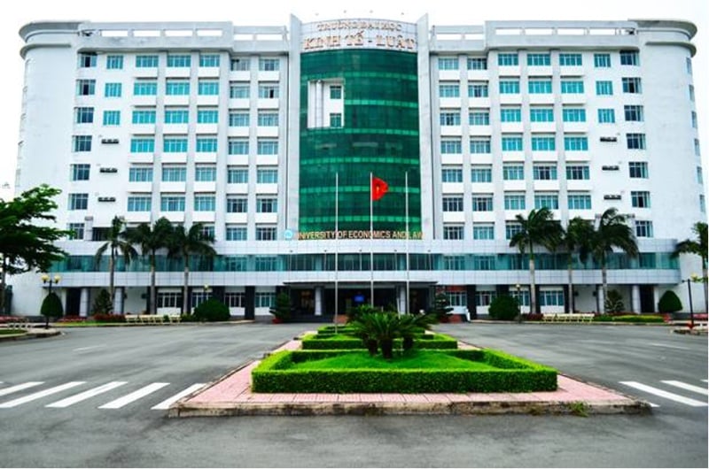 Trường Kinh tế- Luật - đại học ở Quận 9 