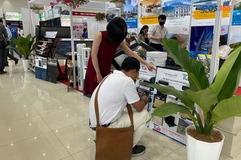 Cửa hàng vật liệu xây dựng ở Tân Phú Nam Thành Vinh