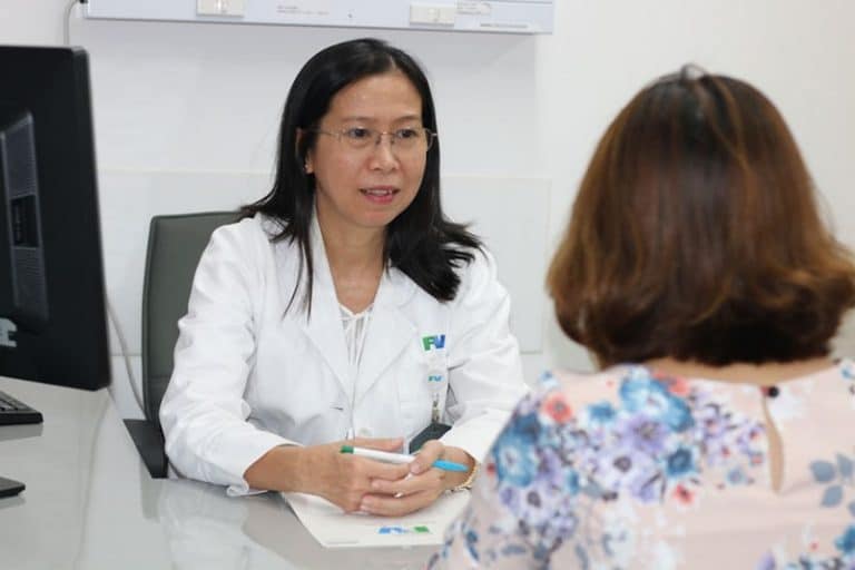 Bác sĩ Vĩnh Thành đang giữ vai trò là Phó khoa Khám bệnh cực kỳ có tâm