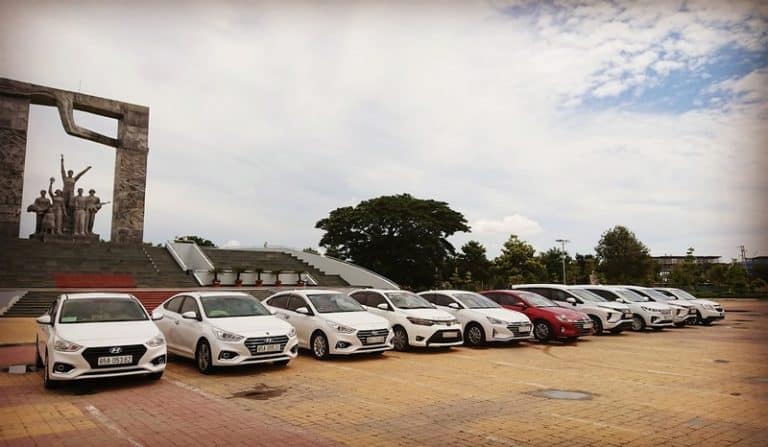 Tài xế của hãng phục vụ cho khách hàng chuyên nghiệp