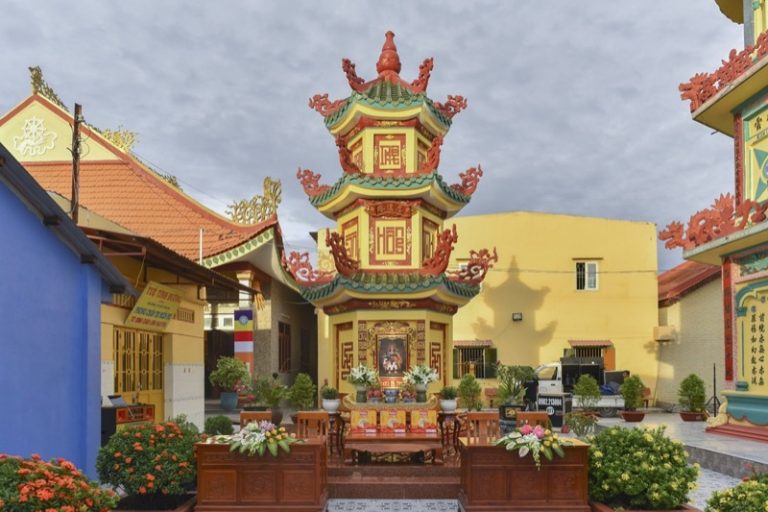 Cùng điểm qua những ngôi chùa nổi tiếng ở Đức Hoà nhé