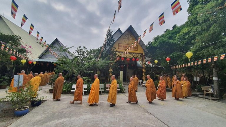 Cugnf tìm hiểu về những ngôi chùa ở Nhà Bè đẹp nhé