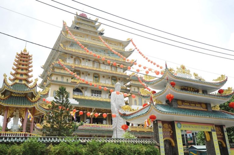 Cùng tìm hiểu về những ngôi chùa ở Bình Tân đẹp nhất nhé