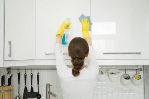 Cách vệ sinh tủ bếp acrylic đúng chuẩn 15 Cách vệ sinh tủ bếp acrylic đúng chuẩn